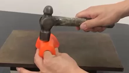Material de absorção de impacto NNF